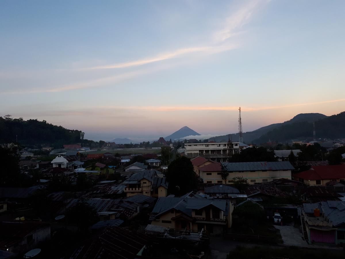 Bajawa-Roo Hotel Bagian luar foto